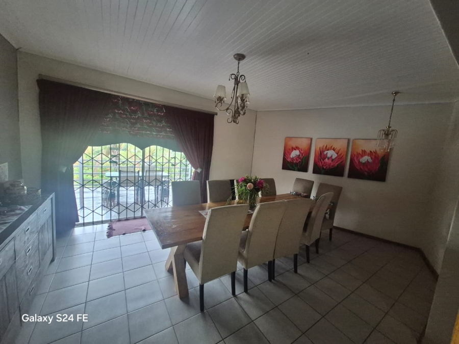 4 Bedroom Property for Sale in Safari Gardens North West